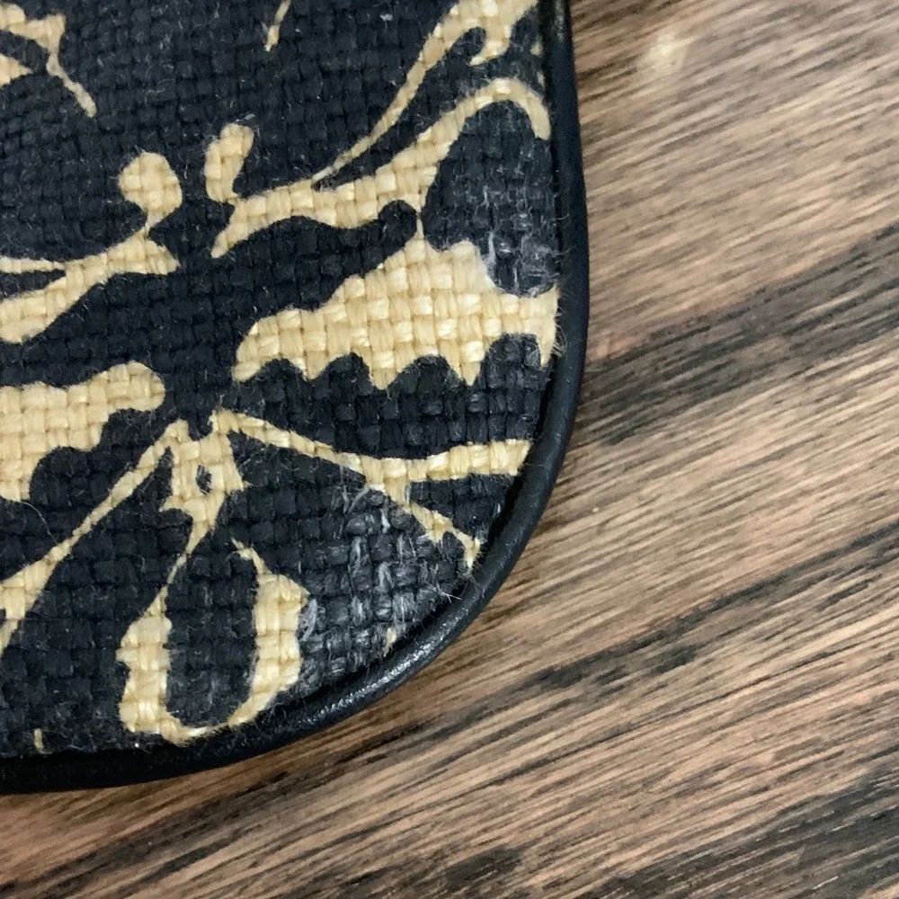Spartina 449 Black and Tan Linen Floral Wristlet
